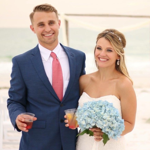 Meet your posher - Picture 1 of 3